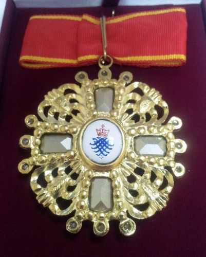 Крест ордена Святой Анны по образцу к. XVIII в.(с хрусталем Swarovski) Реверс