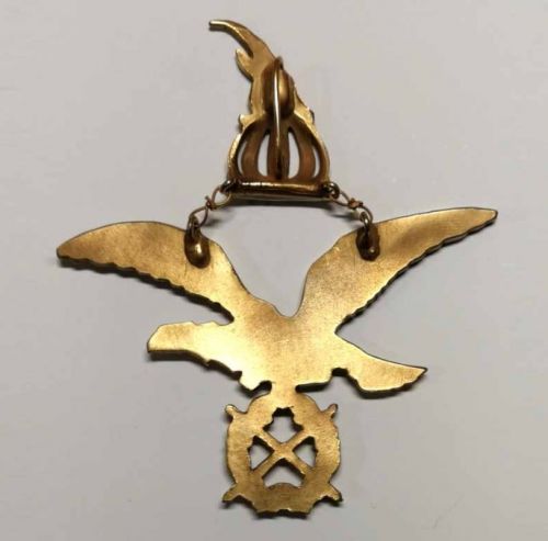Орден за храбрость (Албания) Реверс